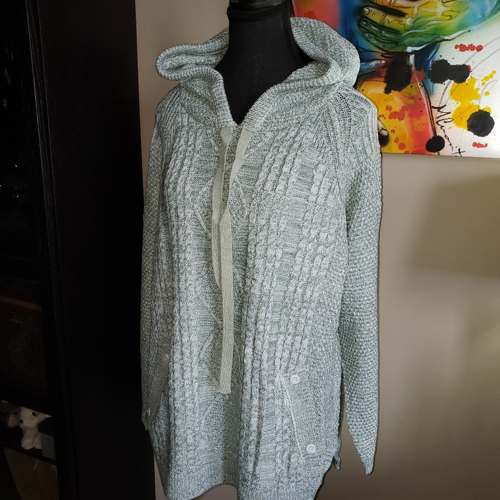 5 For $25✨️New +Tags in Package Womens Papillon Soft Knit Hoodie Small - Picture 2 of 4
